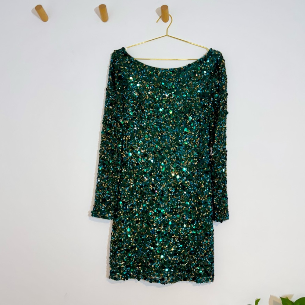 Aidan Mattox Emerald Green Long Sleeve Sequin Dress
